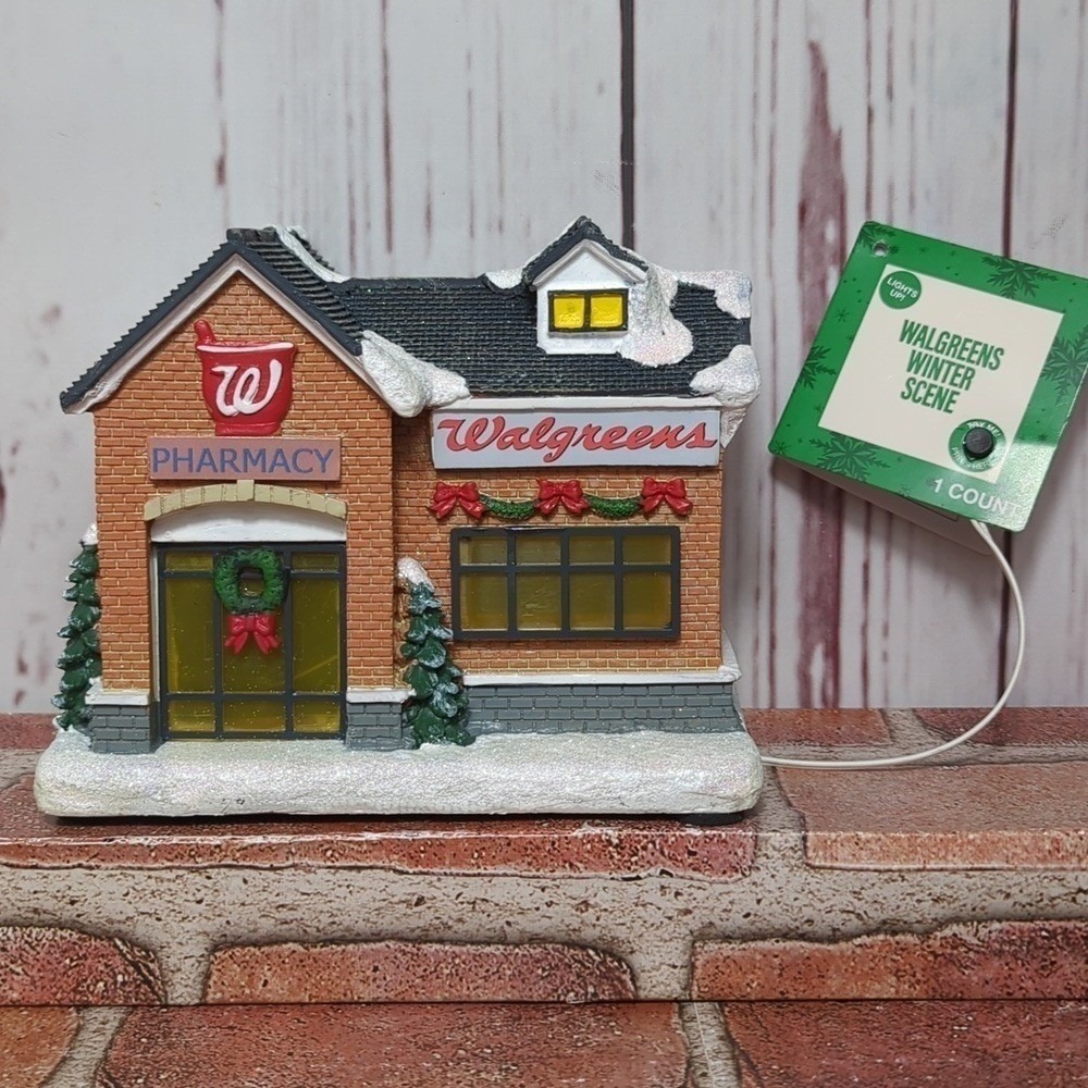 Walgreens Pharmacy Store LightUp Holiday Christmas Winter Village NEW 2025 Decor